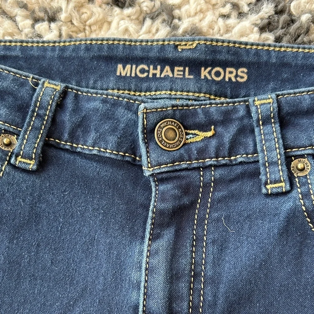 Michael Kors Women's Dark Blue Jeans stretch size 10 skinny jeans stretch